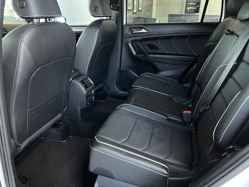 Used 2022 Volkswagen Tiguan SEL R-Line AWD/4WD image 22