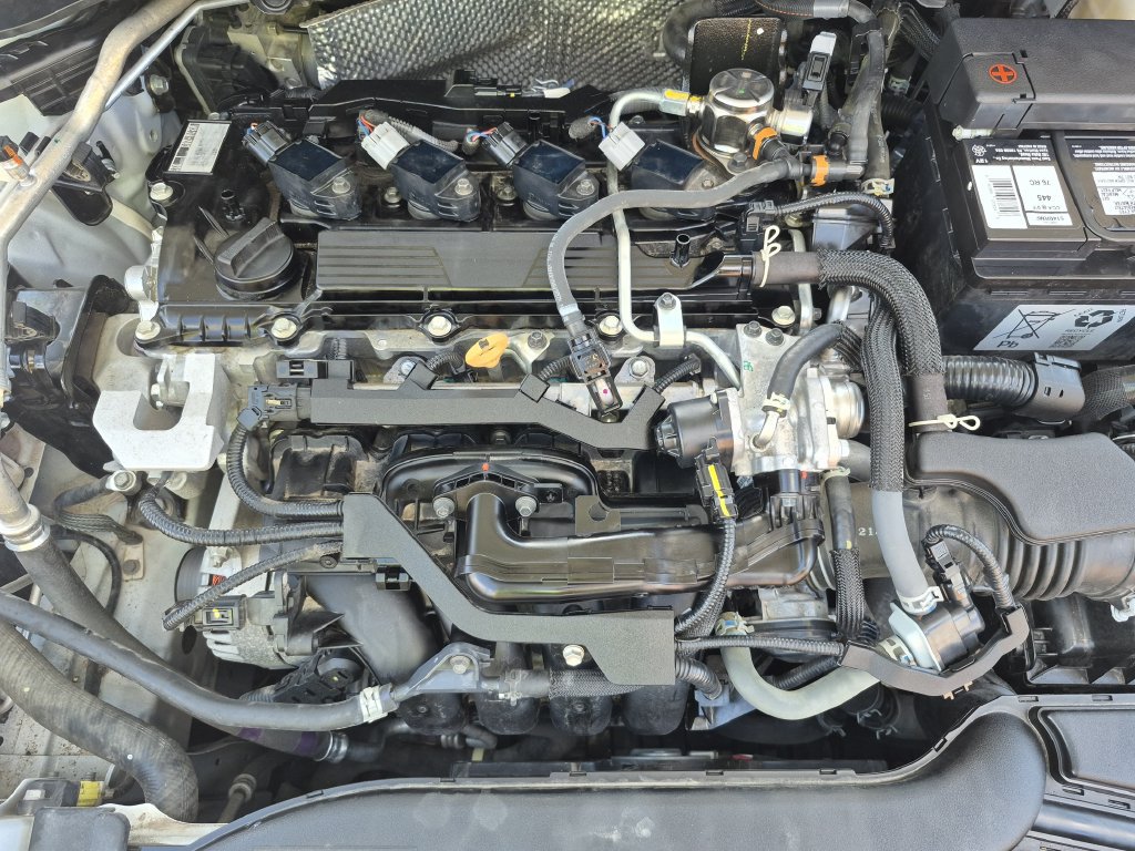 Used 2024 Toyota Corolla LE FWD image 17