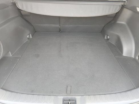 Used 2021 Toyota RAV4 Limited AWD/4WD image 31