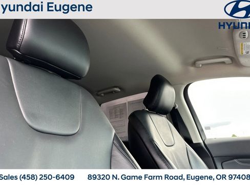 Used 2019 Ford Edge Titanium w/ Cold Weather Package image 25