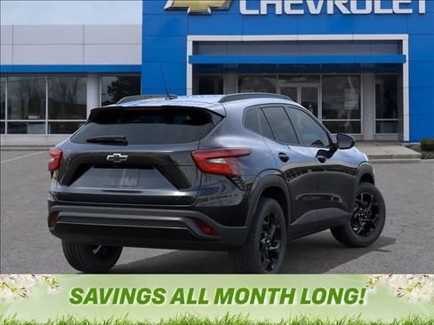 New 2026 Chevrolet Trax LT w/ Driver Confidence Package image 4