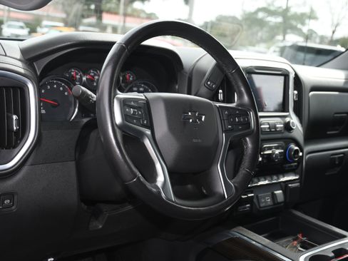 Used 2020 Chevrolet Silverado 1500 RST image 8