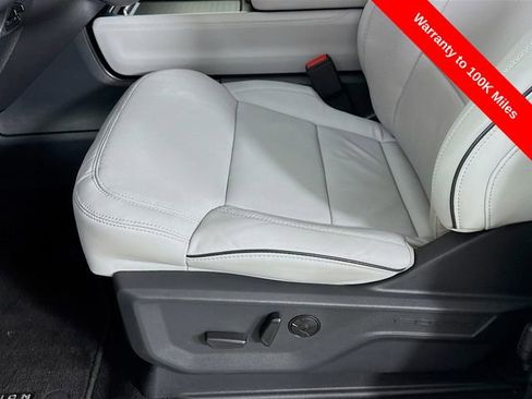 Certified 2025 Ford Expedition Platinum w/ Platinum Ultimate Package AWD/4WD image 23