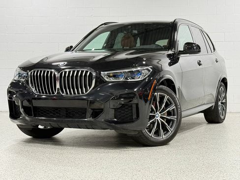 Used 2022 BMW X5 xDrive40i w/ M Sport Package AWD/4WD image 2