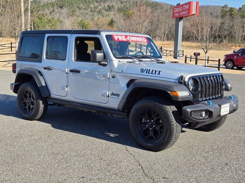 Used 2023 Jeep Wrangler Unlimited image 7