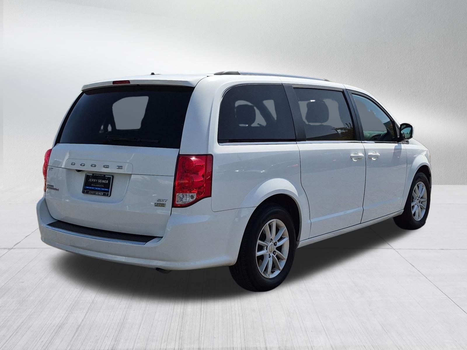 Used 2019 Dodge Grand Caravan SXT FWD image 6