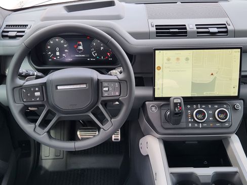 New 2026 Land Rover Defender 110 V8 image 27
