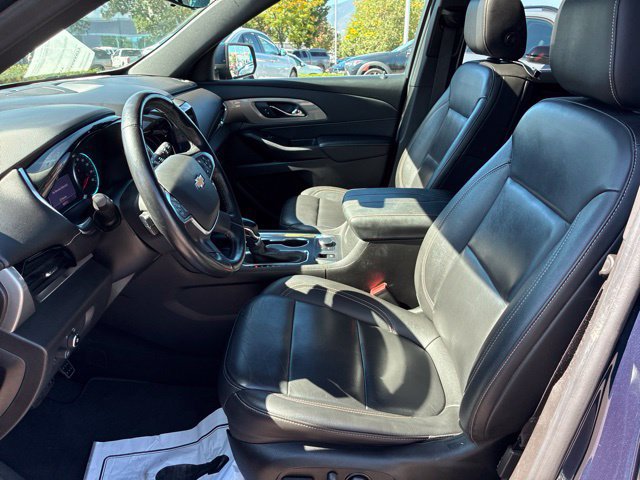 Used 2022 Chevrolet Traverse LT w/ LT Premium Package FWD image 10