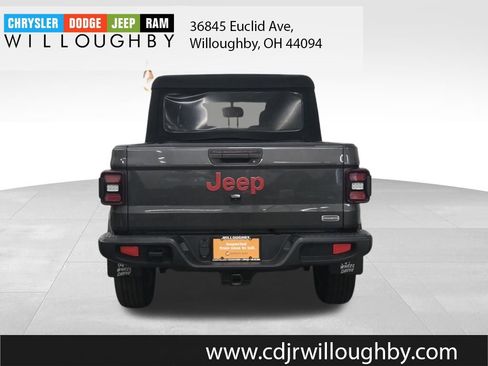 Certified 2020 Jeep Gladiator Overland image 7