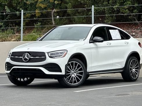 Used 2021 Mercedes-Benz GLC 300 4MATIC Coupe image 1