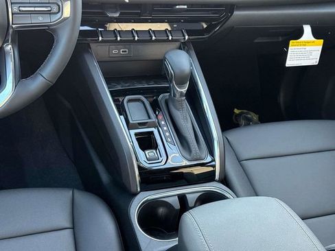 New 2026 GMC Canyon Elevation w/ Convenience Package RWD image 17