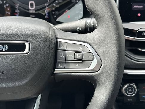 New 2026 Jeep Compass Limited image 23