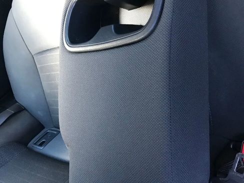 Used 2022 Toyota Corolla SE image 47