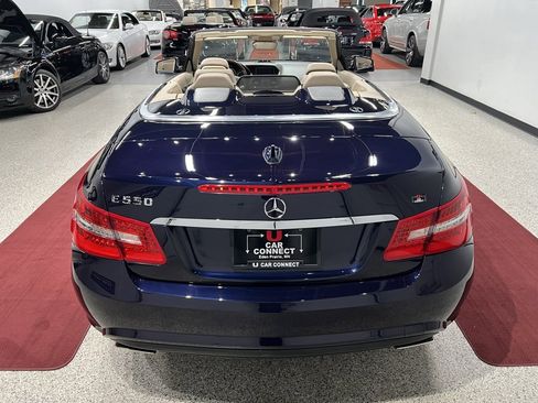 Used 2011 Mercedes-Benz E 550 E 550 w/ Premium 2 Pkg image 14