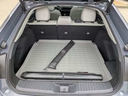 Used 2023 Toyota Prius Limited image 29