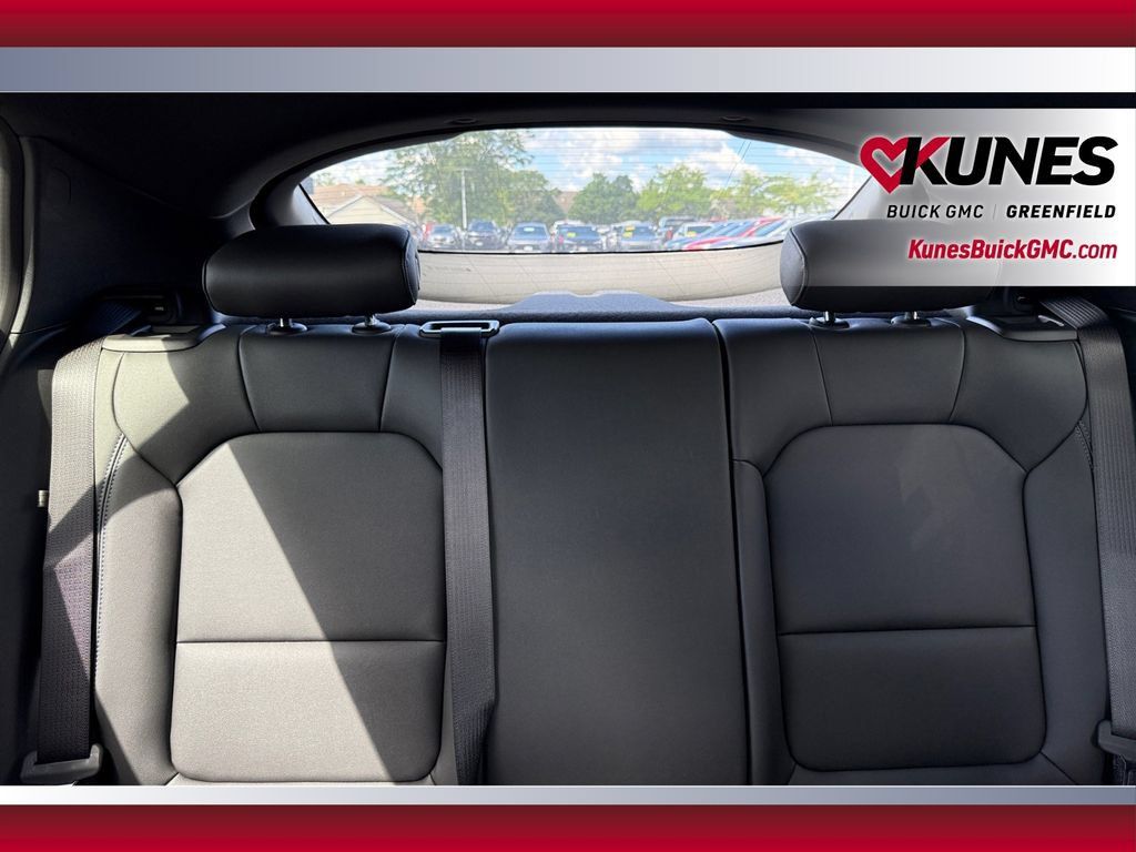 New 2026 Buick Envista Sport Touring w/ Convenience I Package FWD image 27