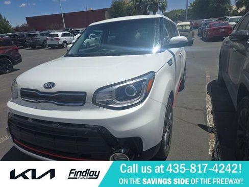 Used 2019 Kia Soul ! w/ Technology Package FWD image 1