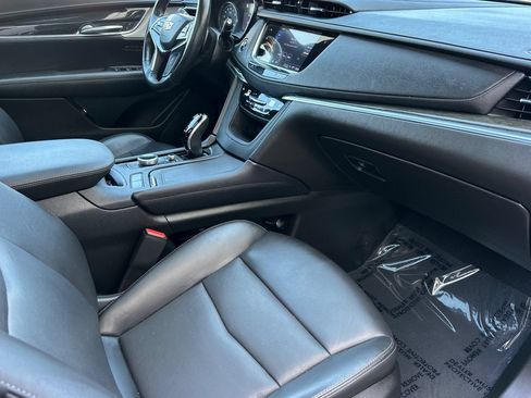 Used 2023 Cadillac XT5 Premium Luxury w/ Technology Package FWD image 20