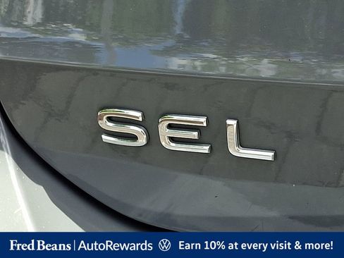 Certified 2022 Volkswagen Taos SEL AWD/4WD image 38