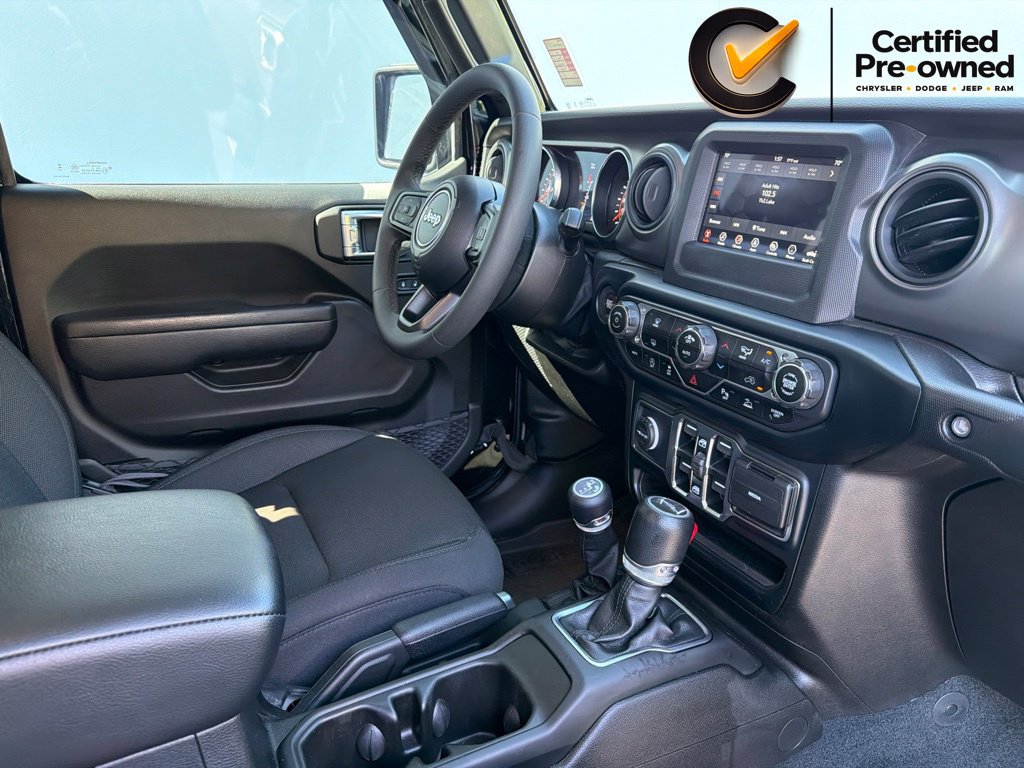 Certified 2023 Jeep Gladiator Sport AWD/4WD image 32
