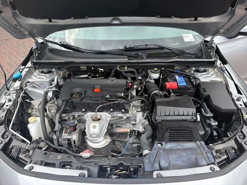 Used 2022 Honda Civic LX image 7
