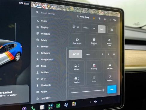 Used 2021 Tesla Model Y 2WD image 35