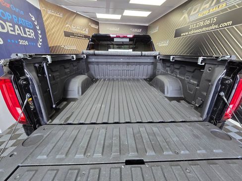 Used 2023 GMC Sierra 1500 Denali Ultimate AWD/4WD image 15