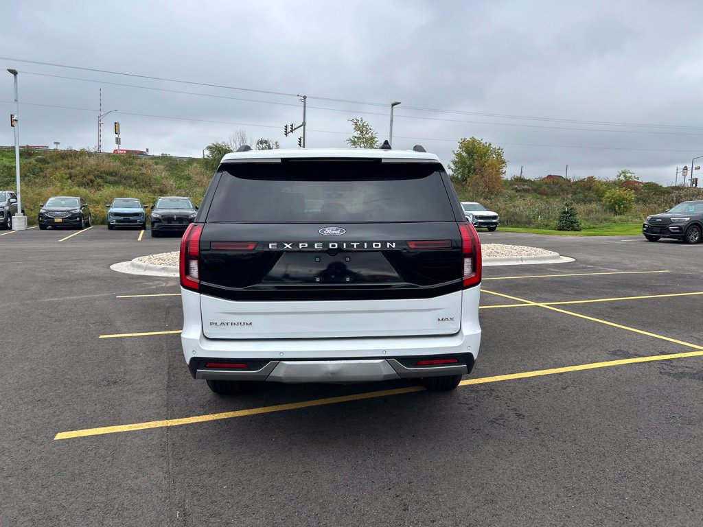 Certified 2025 Ford Expedition Max Platinum AWD/4WD image 5