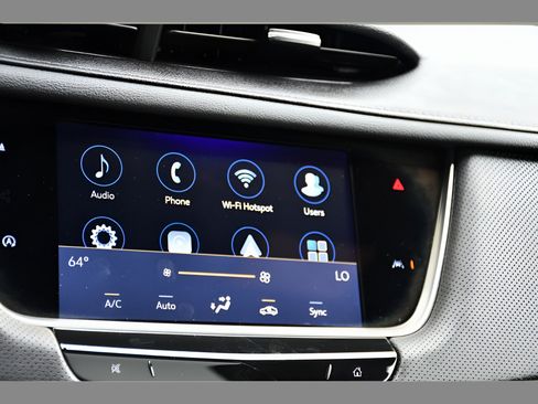 Used 2024 Cadillac XT6 Luxury w/ LPO, Floor Liner Package AWD/4WD image 22
