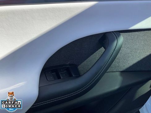Used 2022 Tesla Model X AWD/4WD image 27
