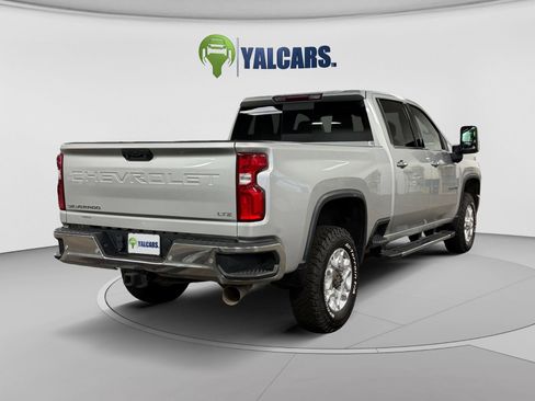 Used 2022 Chevrolet Silverado 3500 LTZ w/ LTZ Convenience Package AWD/4WD image 5