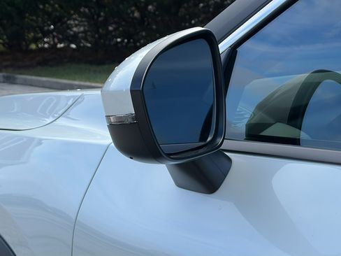 Certified 2023 Nissan Rogue SV w/ SV Premium Package image 10