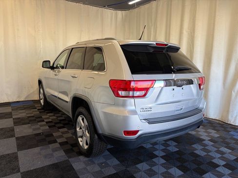 Used 2011 Jeep Grand Cherokee Laredo image 5
