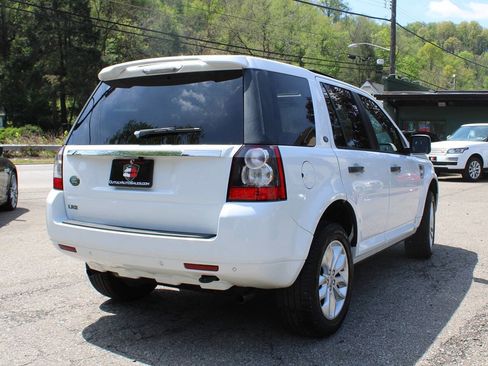 Used 2011 Land Rover LR2 HSE AWD/4WD image 7