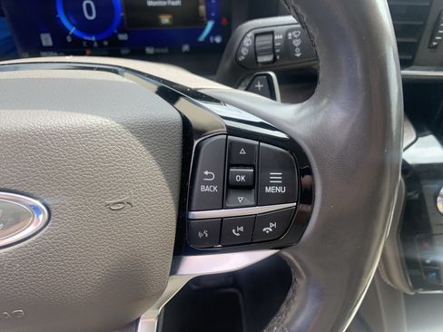 Used 2021 Ford Explorer Platinum w/ Equipment Group 601A AWD/4WD image 20