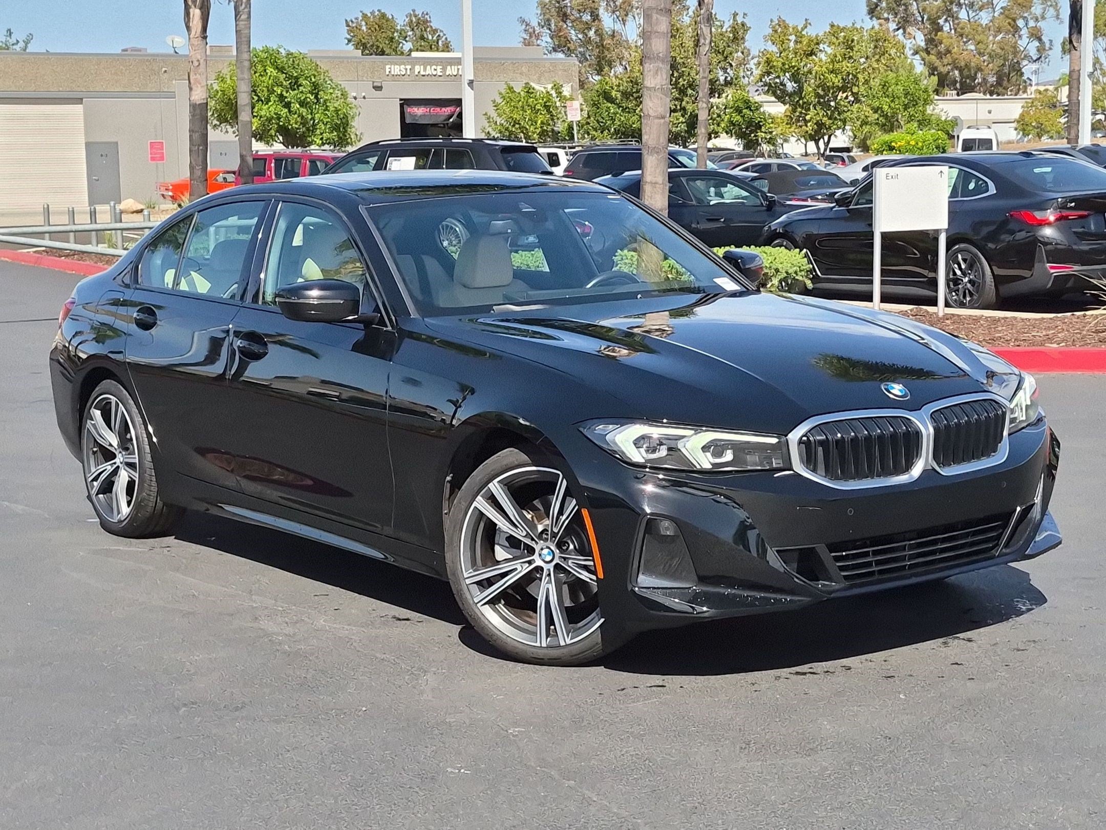 Certified 2023 BMW 330i Sedan w/ Premium Package RWD image 2
