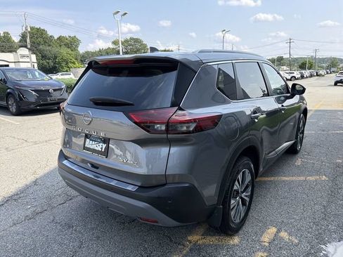 Certified 2023 Nissan Rogue SV w/ SV Premium B Package AWD/4WD image 8