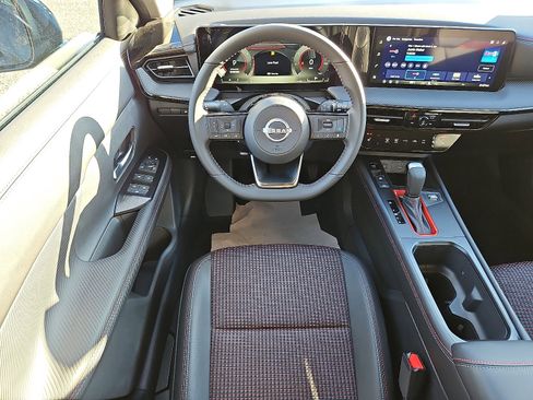 New 2026 Nissan Kicks SR image 8