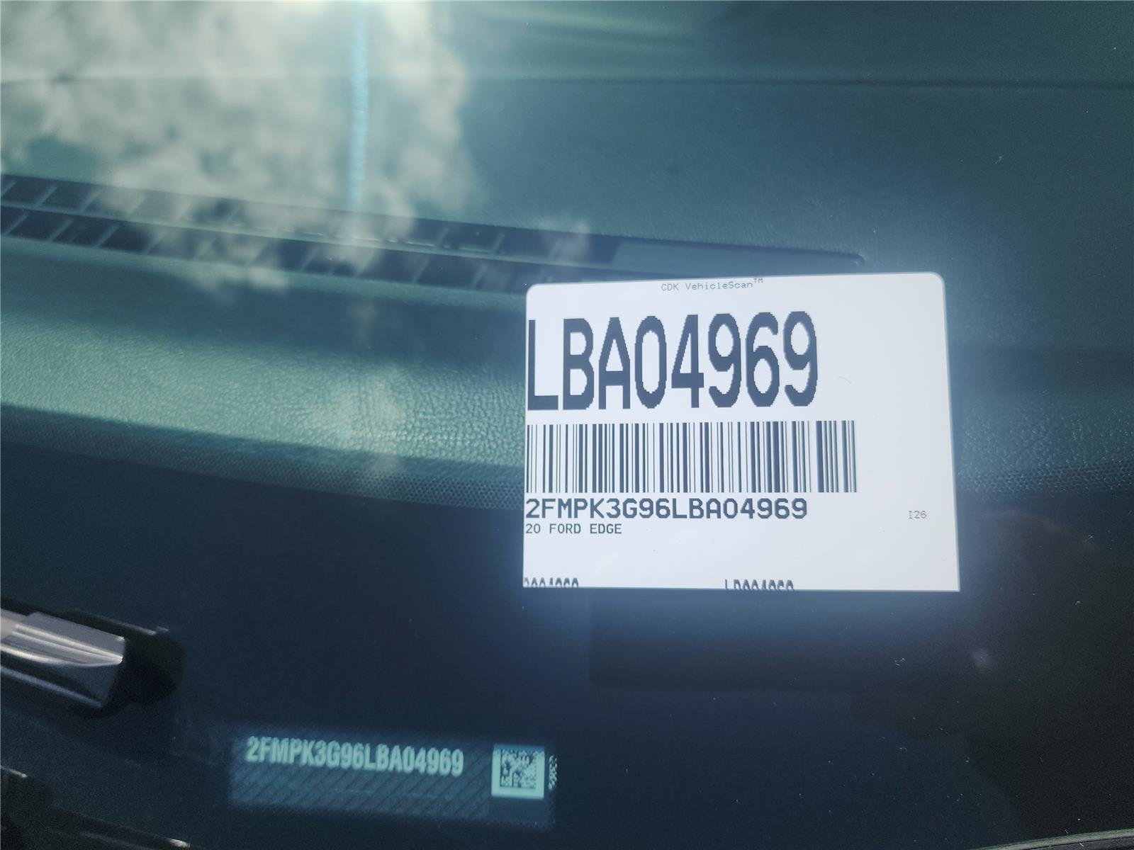 Certified 2020 Ford Edge SE FWD image 11