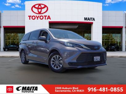 Certified 2021 Toyota Sienna LE