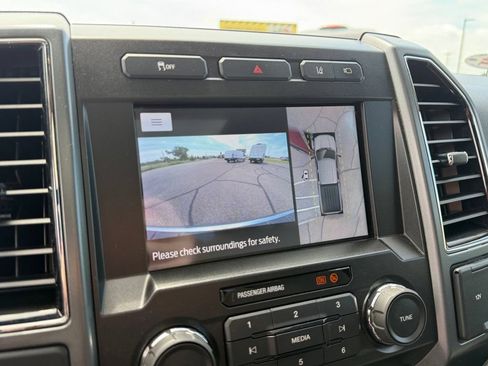 Used 2021 Ford F350 XLT w/ XLT Premium Package AWD/4WD image 35