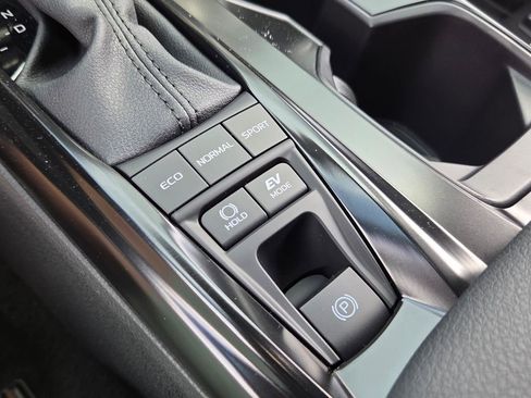 New 2026 Toyota Camry SE FWD image 18