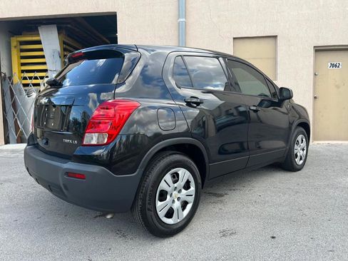 Used 2016 Chevrolet Trax LS FWD image 3