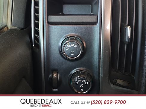 Used 2018 Chevrolet Silverado 1500 LT w/ All Star Edition AWD/4WD image 19