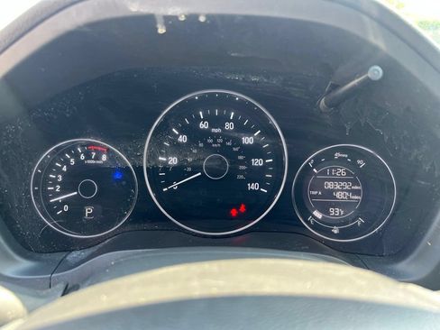 Used 2018 Honda HR-V EX image 7