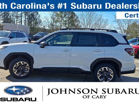 Used 2026 Subaru Forester Premium image 7