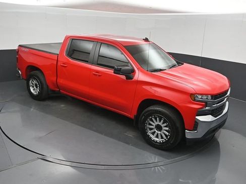 Used 2020 Chevrolet Silverado 1500 LT w/ Texas Edition AWD/4WD image 35