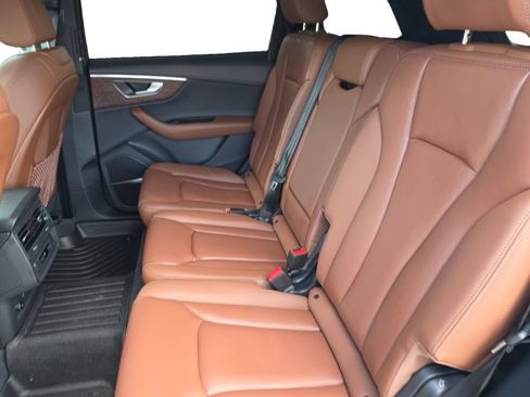 Used 2026 Audi Q7 2.0T Premium AWD/4WD image 16