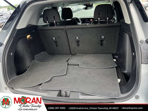 Used 2025 Chevrolet TrailBlazer LT AWD/4WD image 12