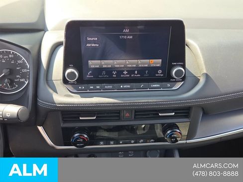 Used 2025 Nissan Rogue SV FWD image 20